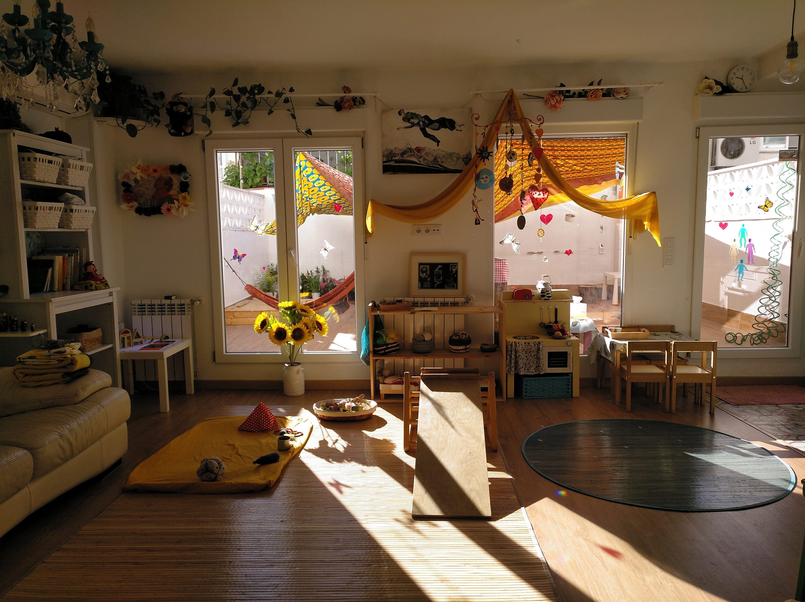 foto bonita salón nido